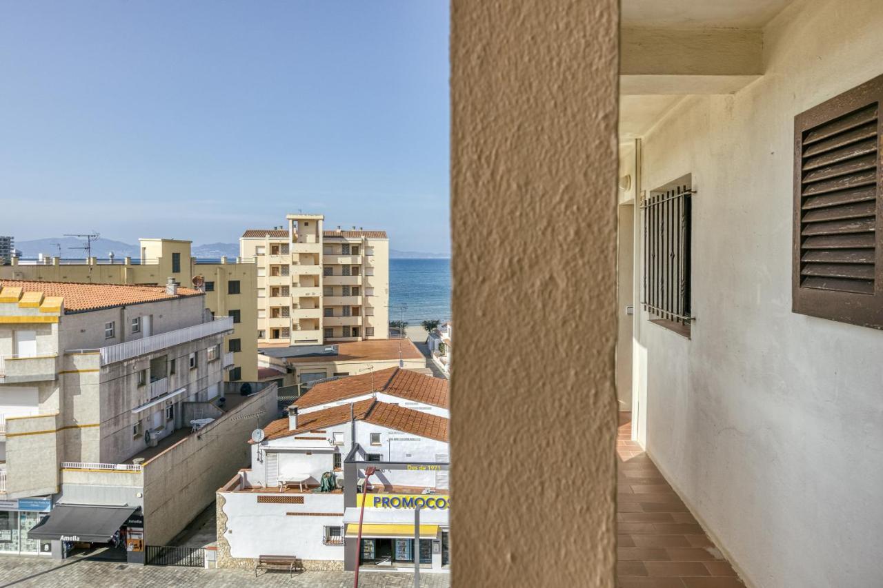 Casal Riells Apartment L'Escala Exterior photo